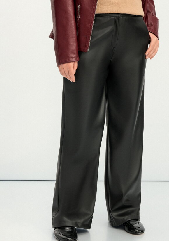 Брюки прямого кроя из экокожи шир.  580, рис. 9