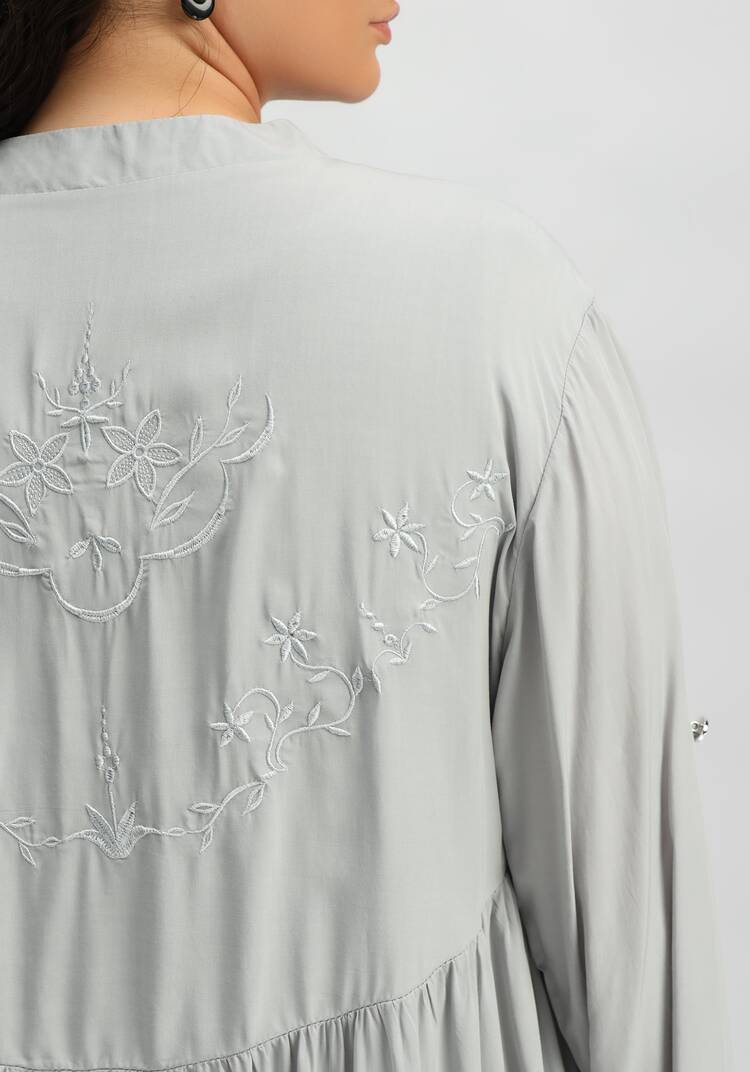 Рубашка удлиненная с вышивкой на кокетке шир.  750, рис. 25