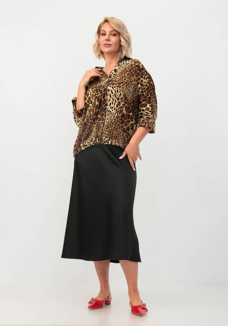 Блуза с патами на рукавах и брошью шир.  750, рис. 8