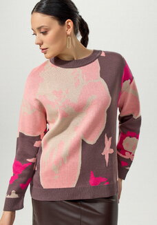 Джемпер с крупным цветочным орнаментом