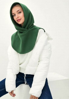 Капор с манишкой из флиса