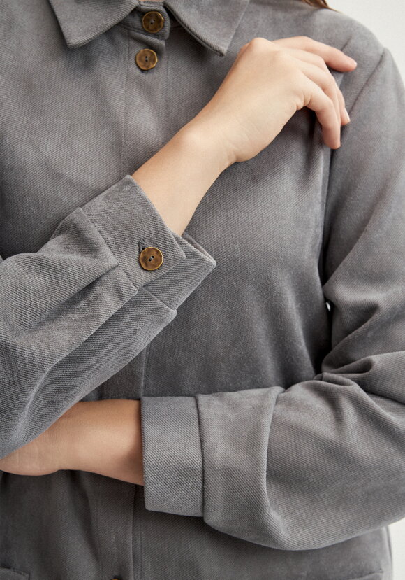 Блуза утепленная на пуговицах шир.  580, рис. 15