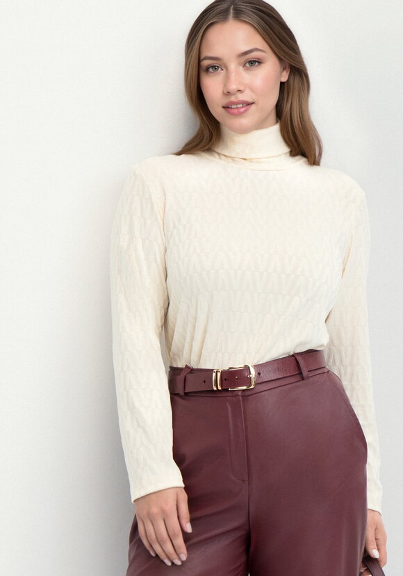 Водолазка с фактурным рисунком и воротом шир.  580, рис. 24