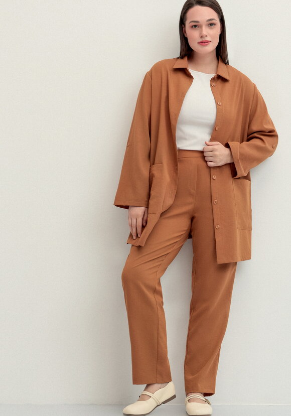 Рубашка на пуговицах свободного кроя шир.  580, рис. 26