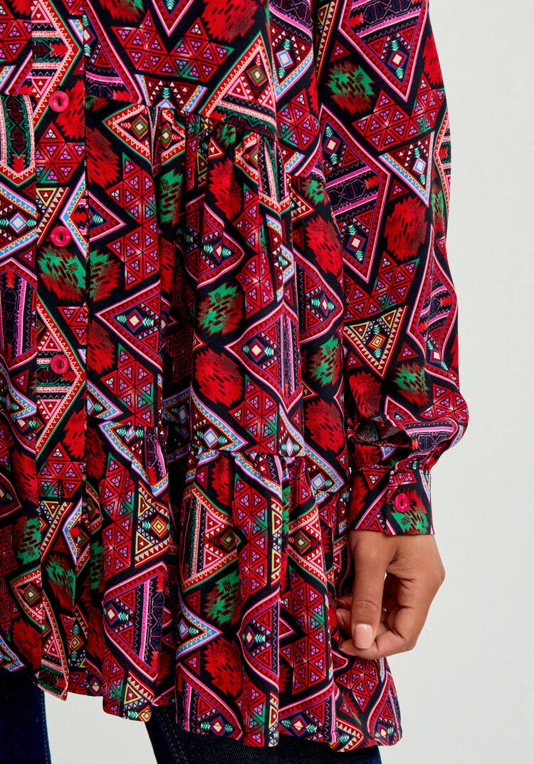 Блуза свободная с воланами по низу шир.  750, рис. 30