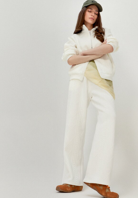 Костюм бомбер и брюки свободного кроя шир.  580, рис. 1