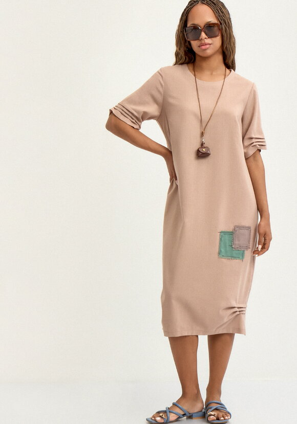 Платье изо льна свободного кроя шир.  580, рис. 9