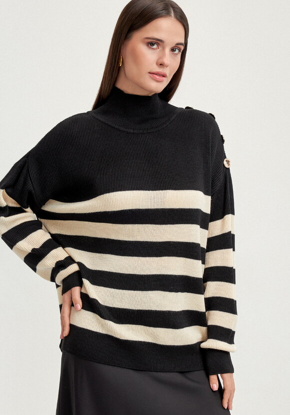 Джемпер с декоративными пуговицами в полоску шир.  580, рис. 16