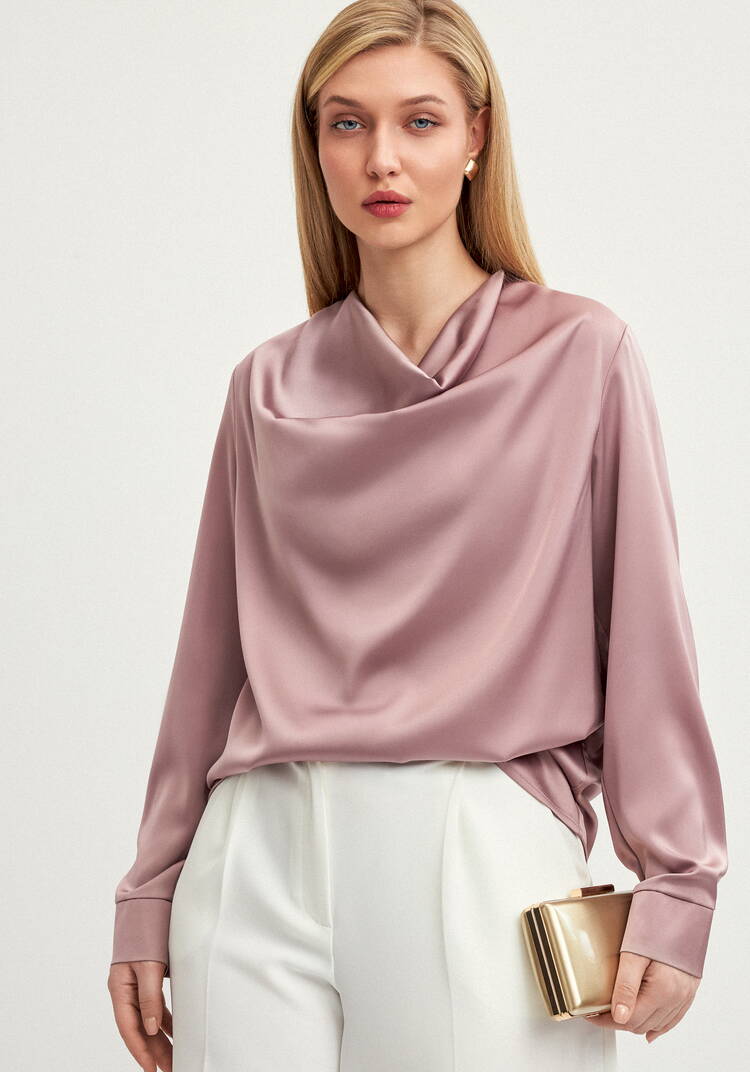 Блуза шелковая с воротником-хомутом шир.  750, рис. 21