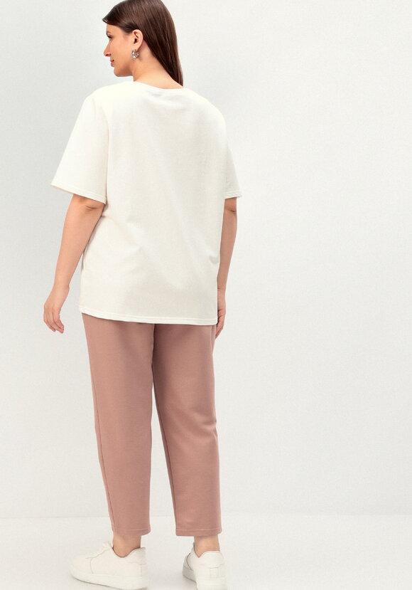 Комплект брючный с принтом на футболке шир.  580, рис. 11