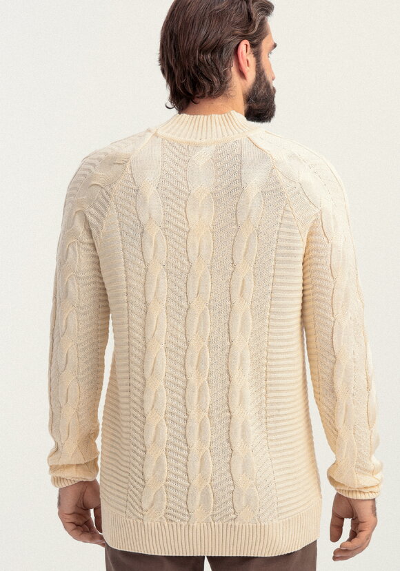 Джемпер мужской с фактурными косами шир.  580, рис. 16