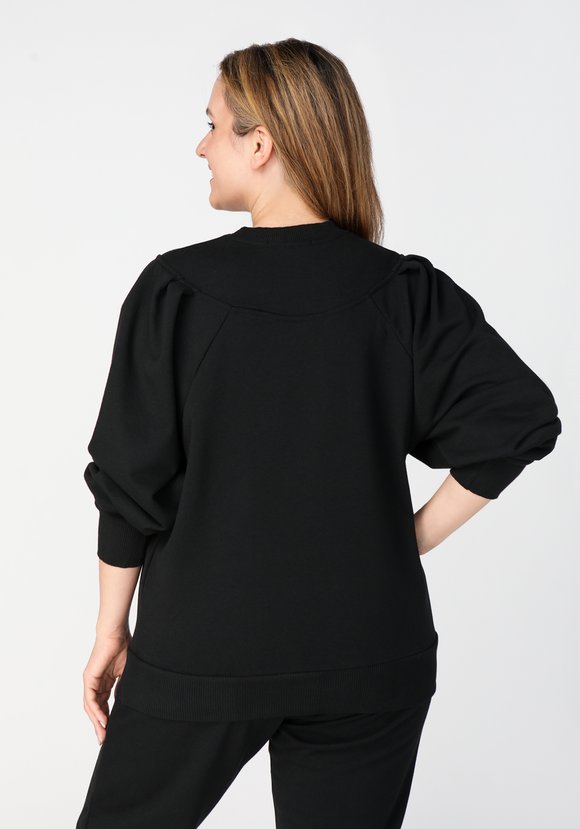 Свитшот с контрастной отстрочкой шир.  580, рис. 6