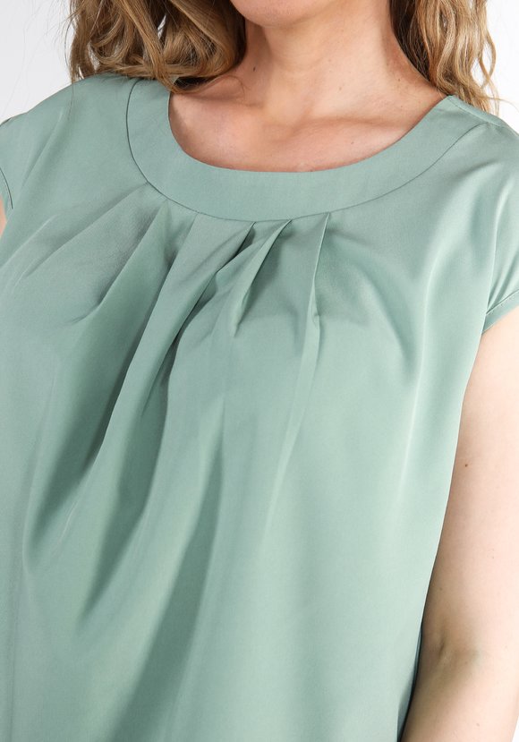 Блуза с декорированным элементом шир.  580, рис. 16