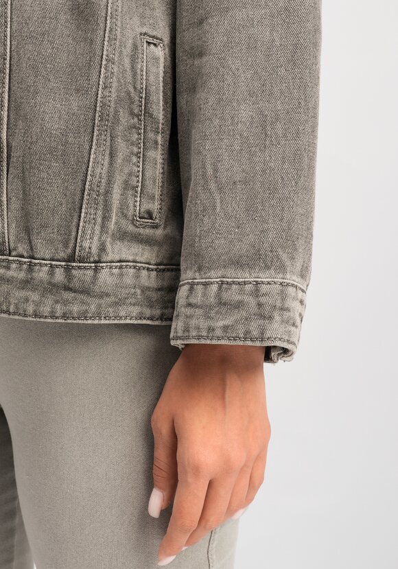 Джинсовая куртка Лора шир.  580, рис. 13