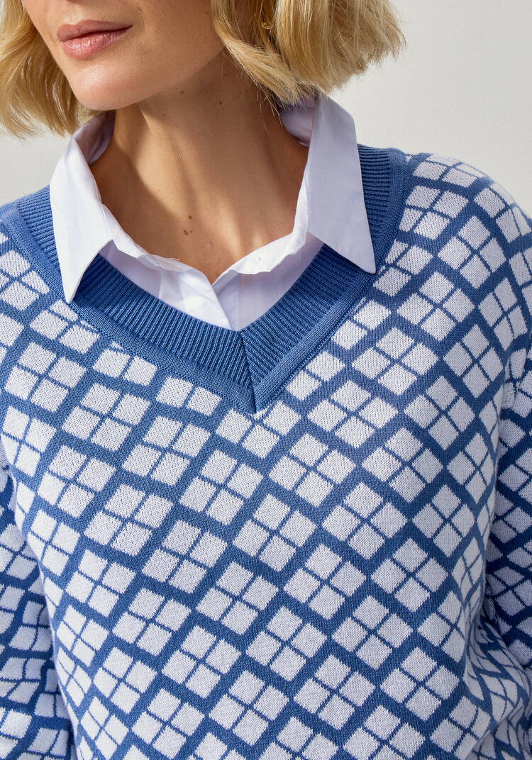 Джемпер женский с V-образным вырезом шир.  750, рис. 10