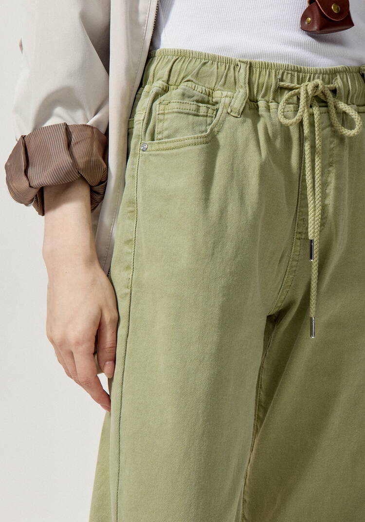 Джинсы с резинкой по поясу шир.  750, рис. 33