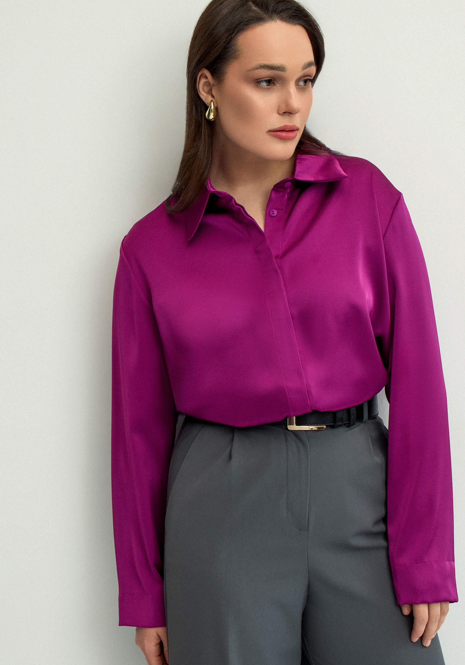 Блуза из шелка с супатной застежкой 7999₽