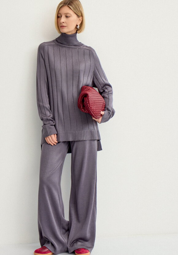 Костюм фактурной вязки шир.  580, рис. 19