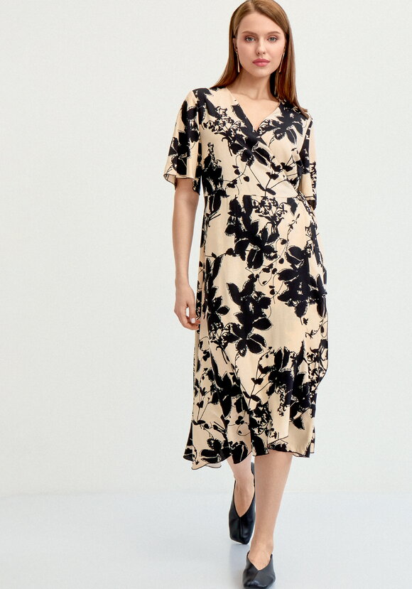 Платье с цвeточным принтом шир.  580, рис. 8