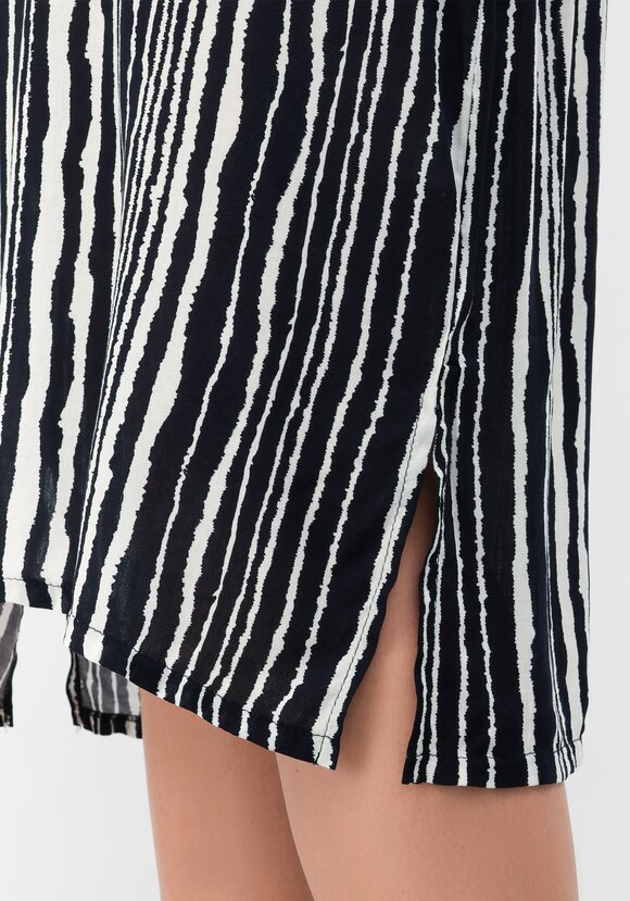 Платье Белана шир.  580, рис. 10