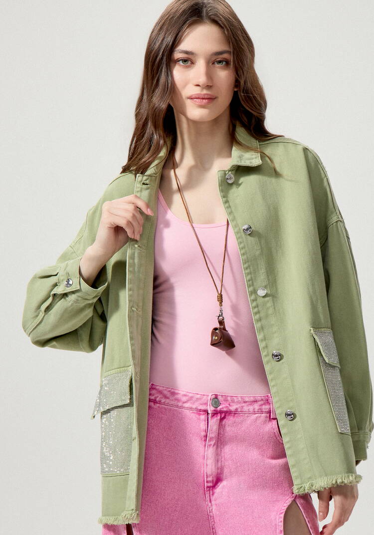 Джинсовая куртка со стразами на карманах шир.  750, рис. 17