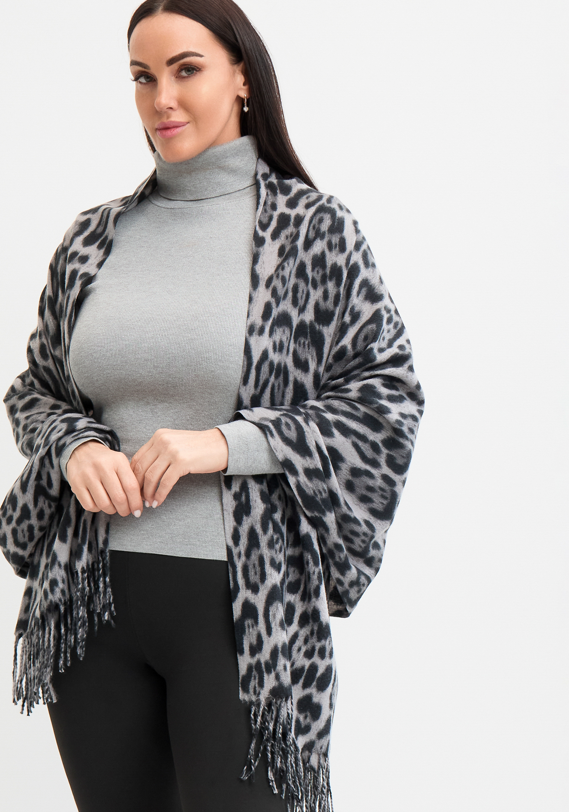 

Палантин "Майя", Серый