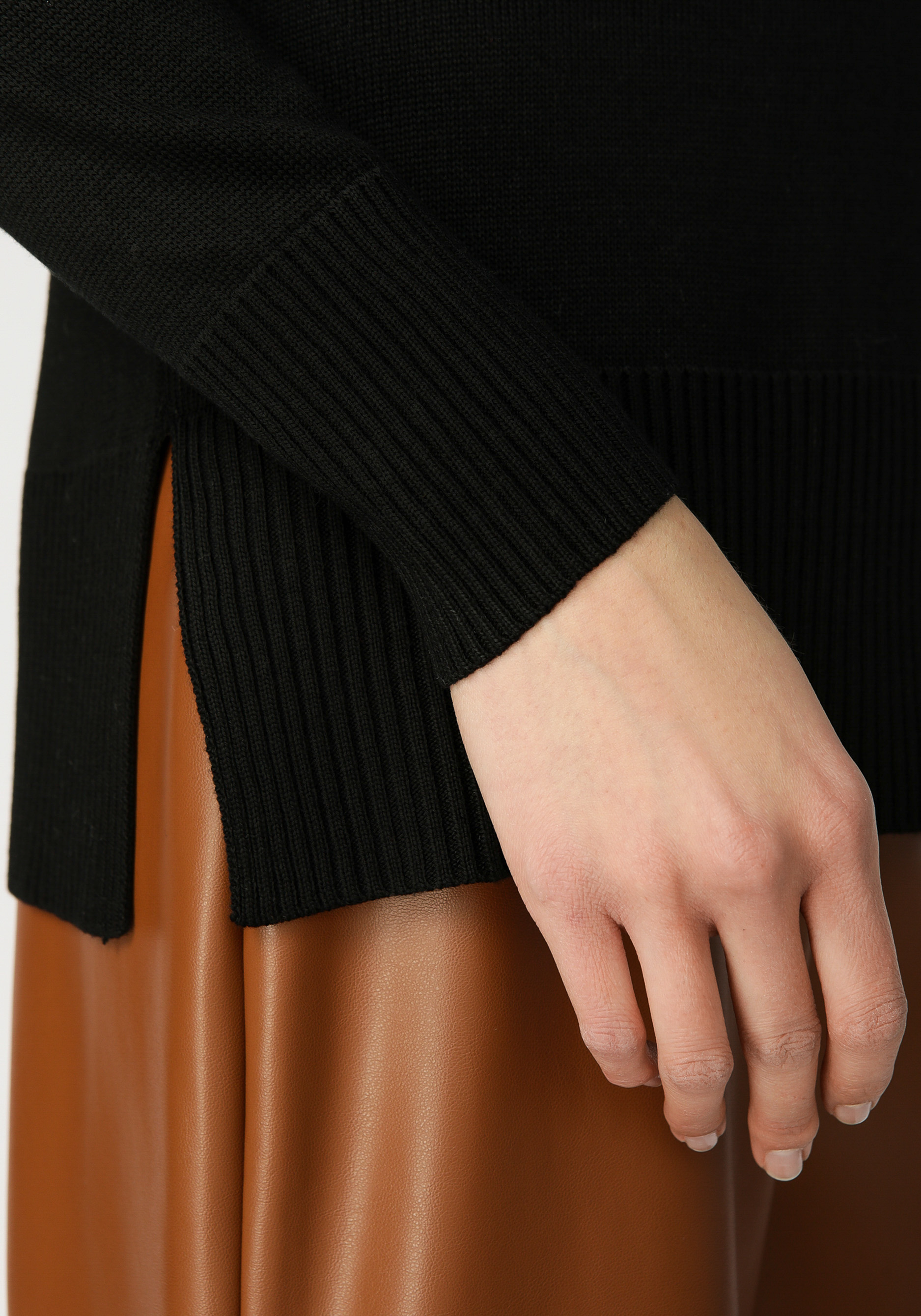 Пуловер женский с контрастной отделкой Vivawool, размер 58, цвет черный - фото 5