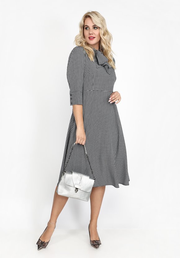 Платье со съемным бантом шир.  580, рис. 1