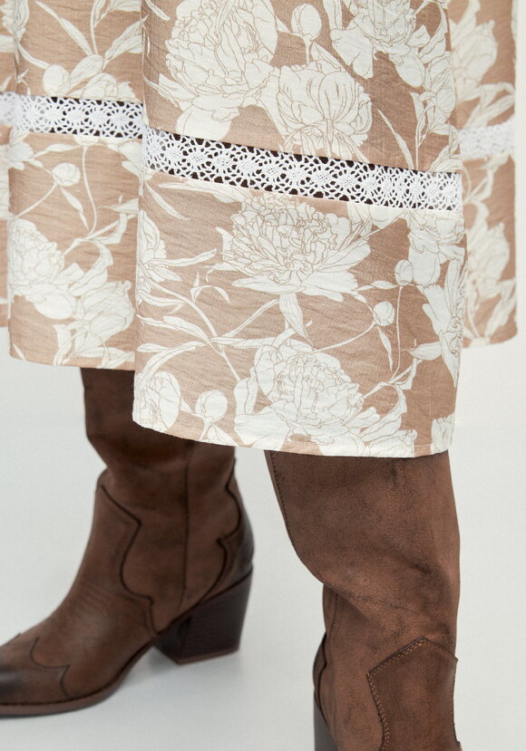 Платье с вставками кружева Катрин шир.  580, рис. 7