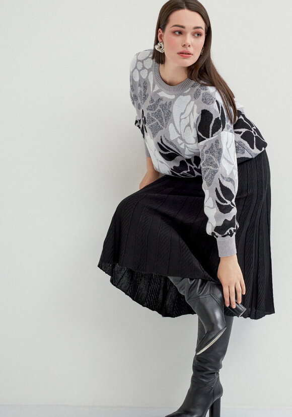 Джемпер прямого силуэта и цветочным принтом шир.  580, рис. 6