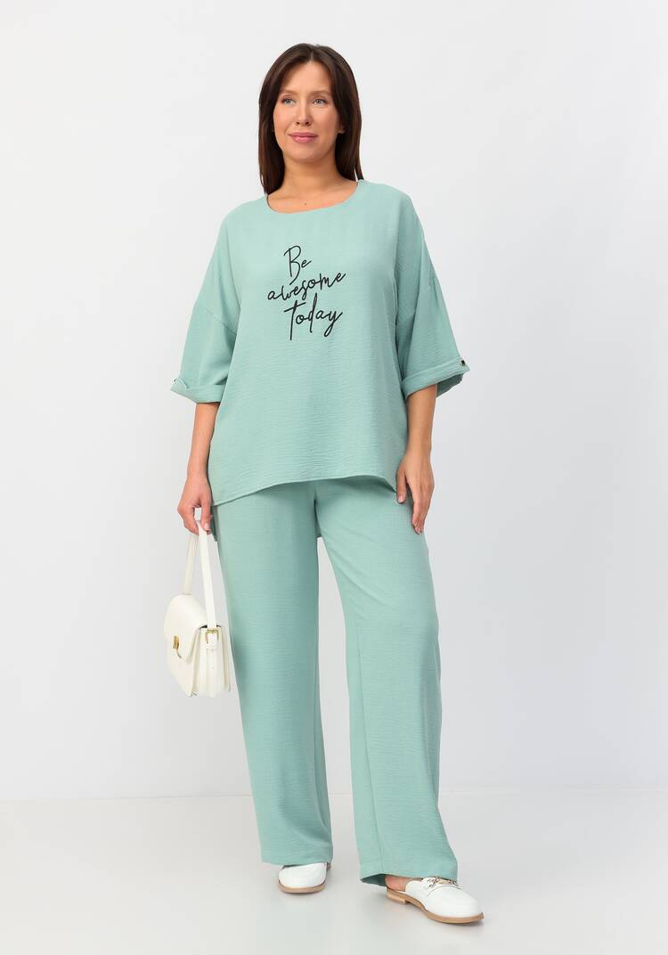 Костюм: брюки и блуза с лаконичным принтом шир.  750, рис. 20