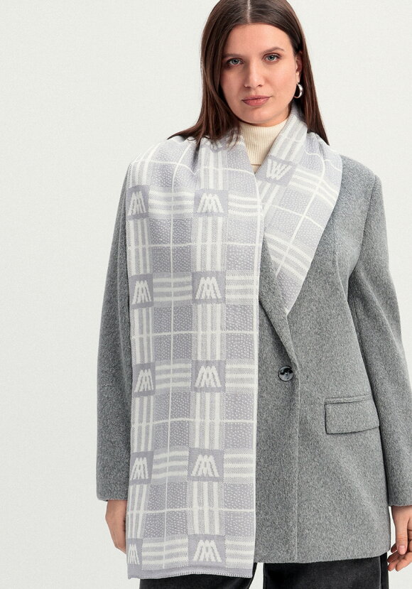 Палантин в клетку с монограммой шир.  580, рис. 12