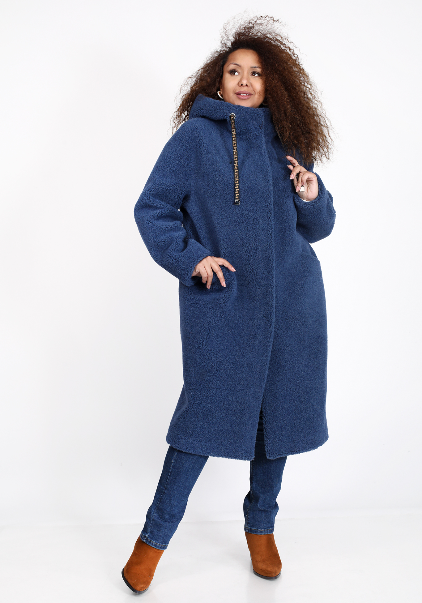 Пальто из шерсти мериноса с капюшоном