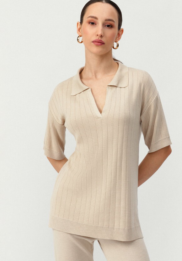 Поло удлиненное с вертикальной полосой шир.  580, рис. 7