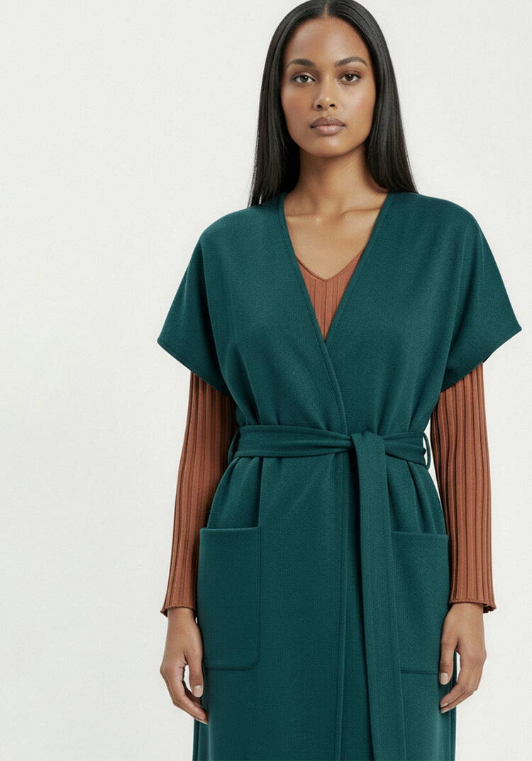 Жилет на запах со спущенным плечом шир.  750, рис. 20