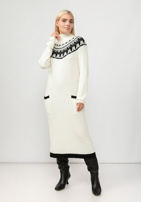 Платье вязаное со скандинавским рисунком