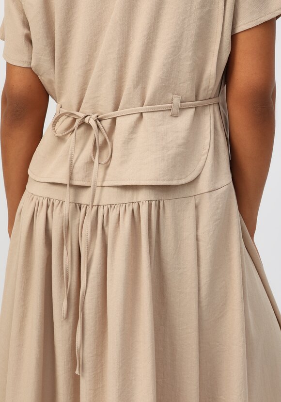 Платье-трансформер с жилетом шир.  580, рис. 14