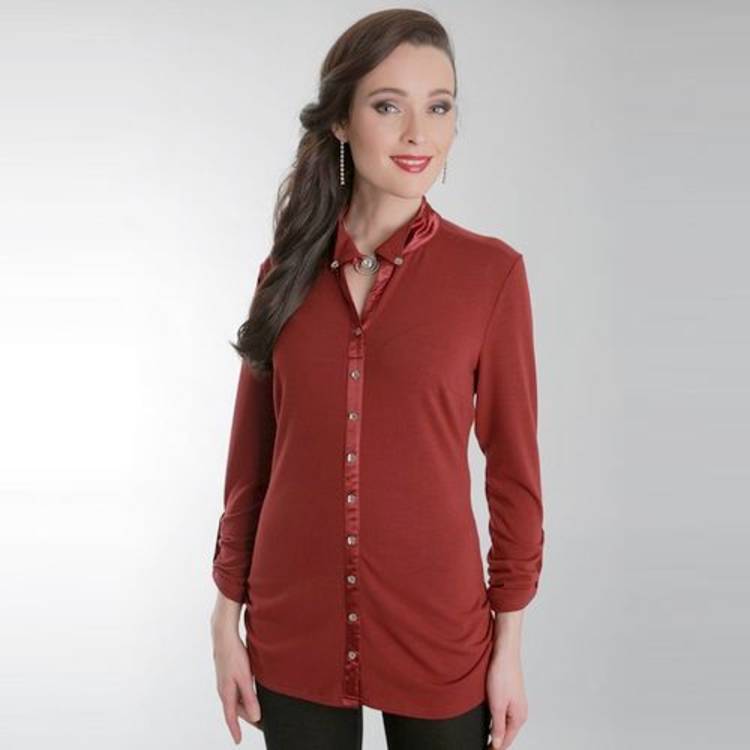 Блуза-рубашка с атласной планкой и воротником шир.  750, рис. 1