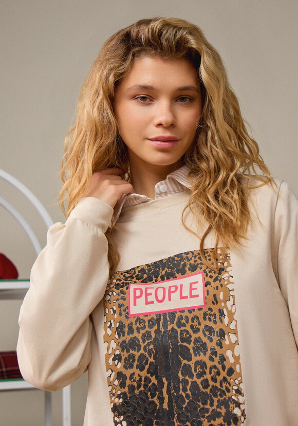 Свитшот с анималистичным принтом на груди шир.  580, рис. 13