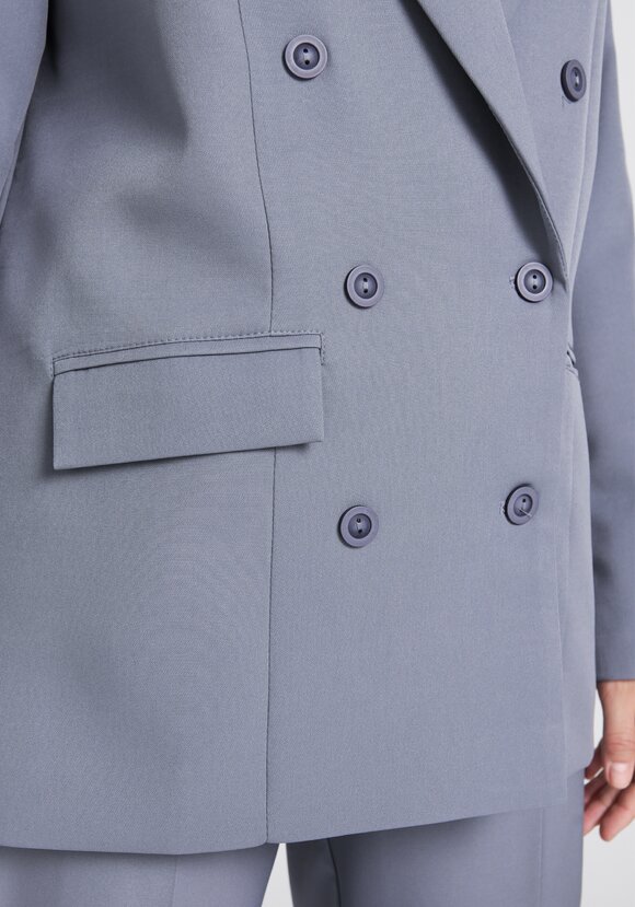 Жакет двубортный на подкладке шир.  580, рис. 4