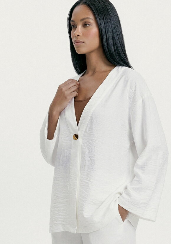 Жакет свободного кроя на пуговице Агата шир.  580, рис. 1