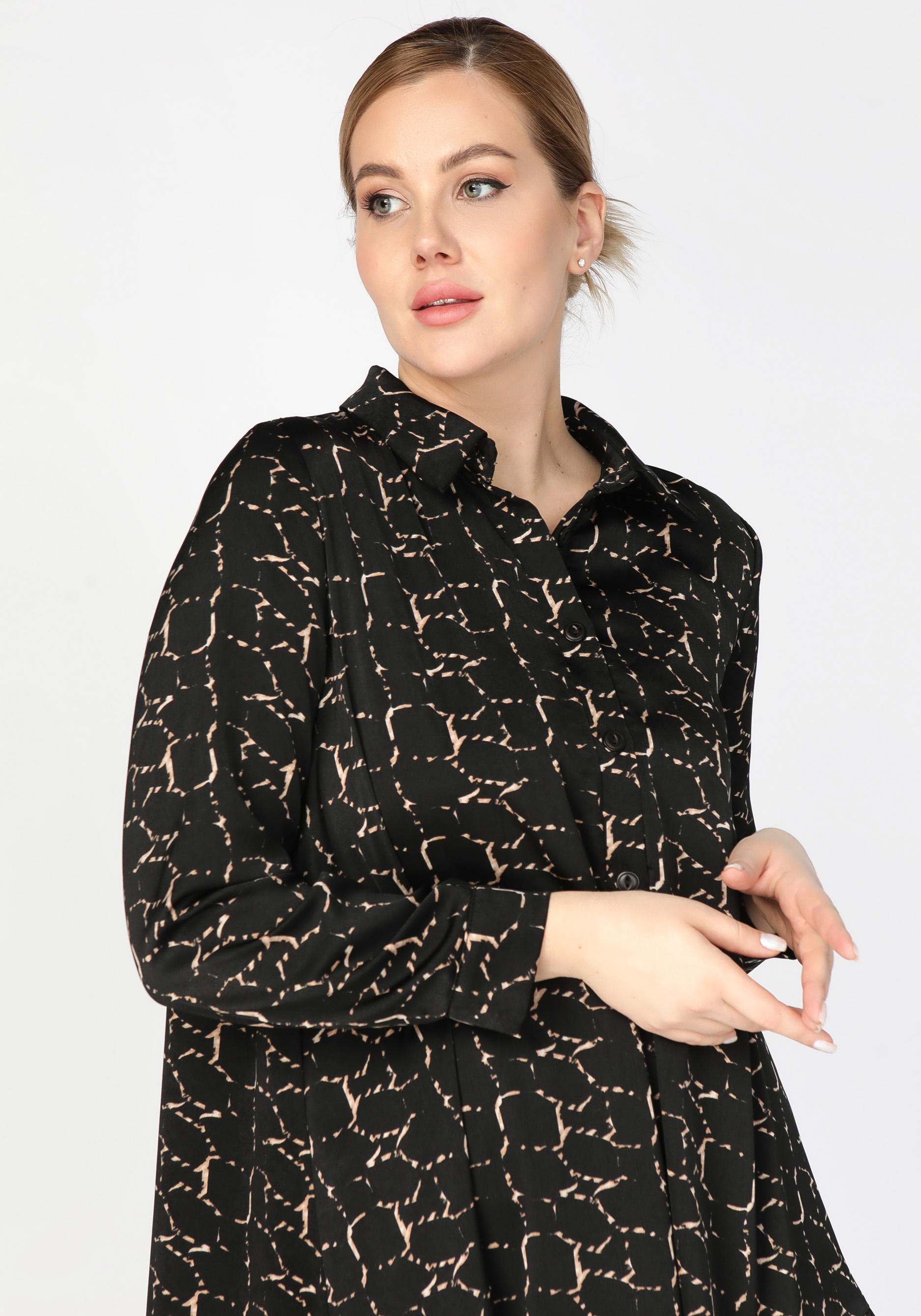 Блуза на пуговицах с воланом Frida, размер 50-52, цвет черный - фото 4