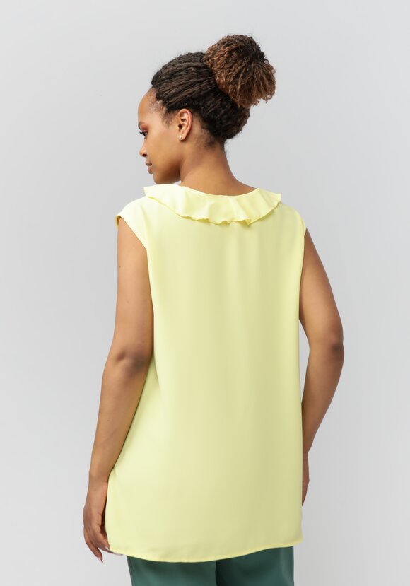 Блуза с коротким рукавом и рюшей шир.  580, рис. 3