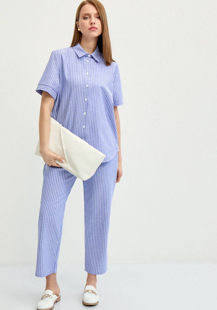 Блуза на пуговицах в вертикальную полоску шир.  750, рис. 24