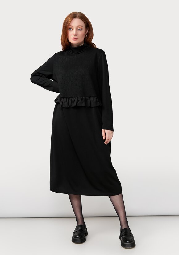 Платье комбинированное из разных тканей шир.  580, рис. 9