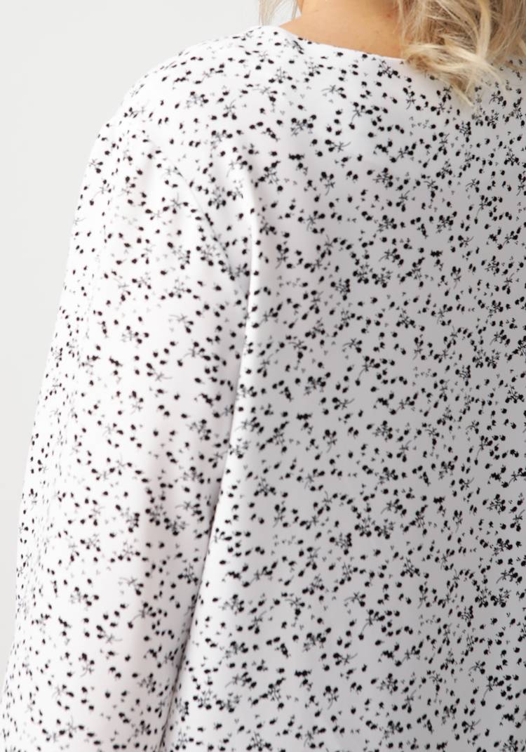 Блузка с фигурным вырезом по низу шир.  750, рис. 4