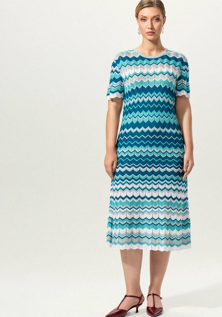 Платье с рисунком морской волны шир.  750, рис. 43