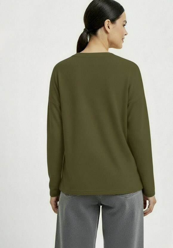 Кардиган на пуговицах утепленный шир.  580, рис. 37