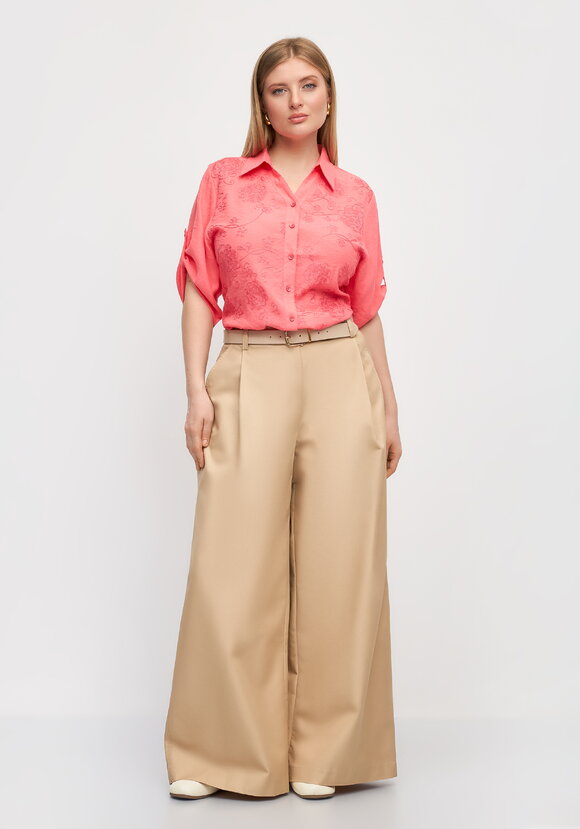 Блуза с фактурным узором на пуговицах шир.  580, рис. 2