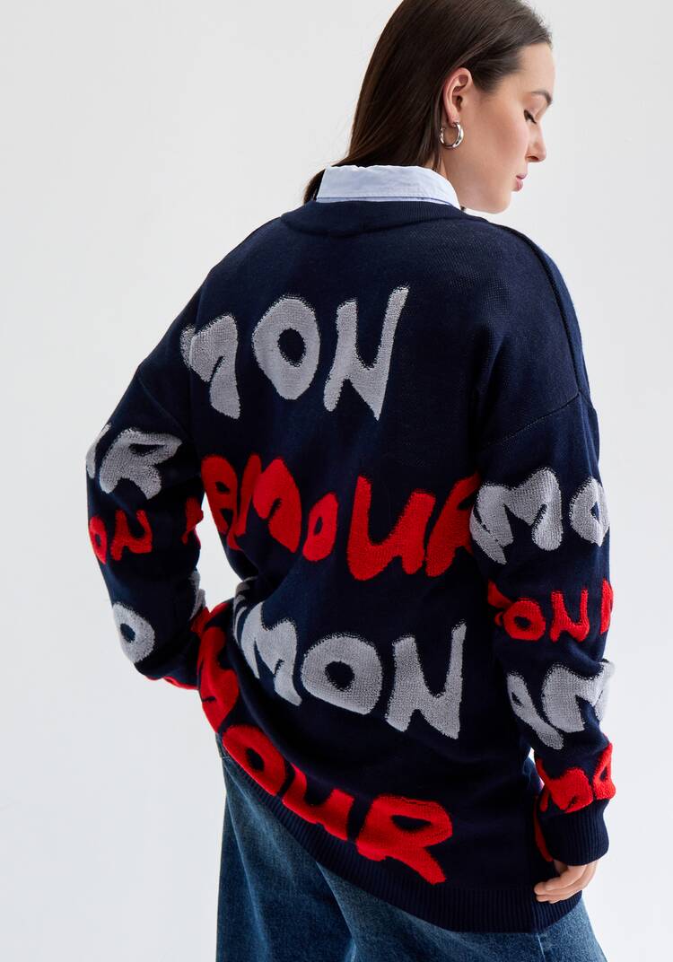 Кардиган с объемным леттерингом шир.  750, рис. 15